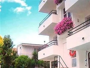 Magnolia Πανσιόν