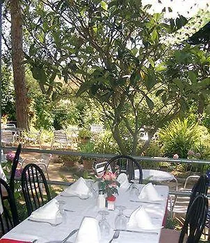 Magnolia Πανσιόν