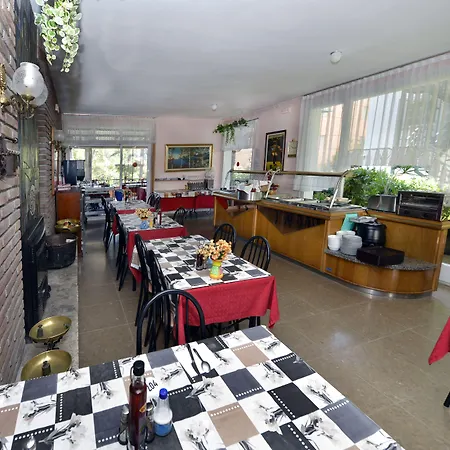 Magnolia Lloret de Mar